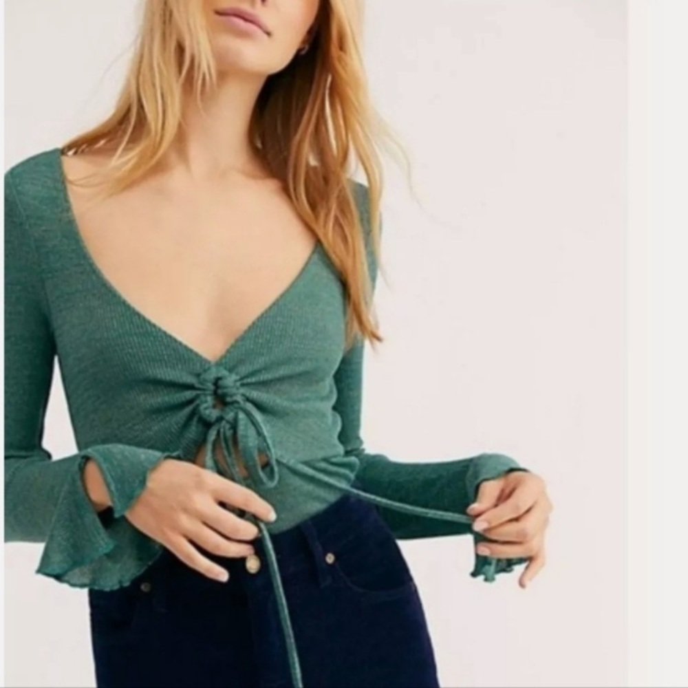 Free People Size M Green V-Neck Sparkly Top Size M